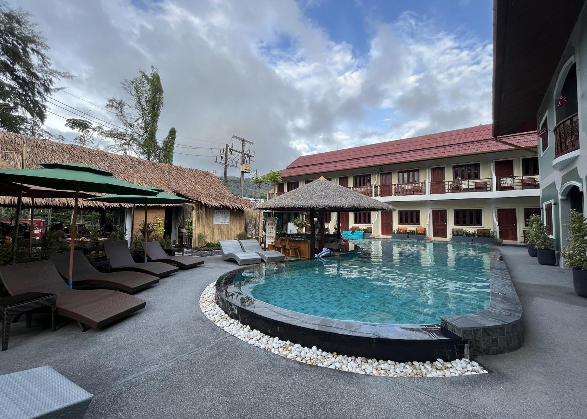 Ginis Beach Resort Kamala Plajı Dış mekan fotoğraf